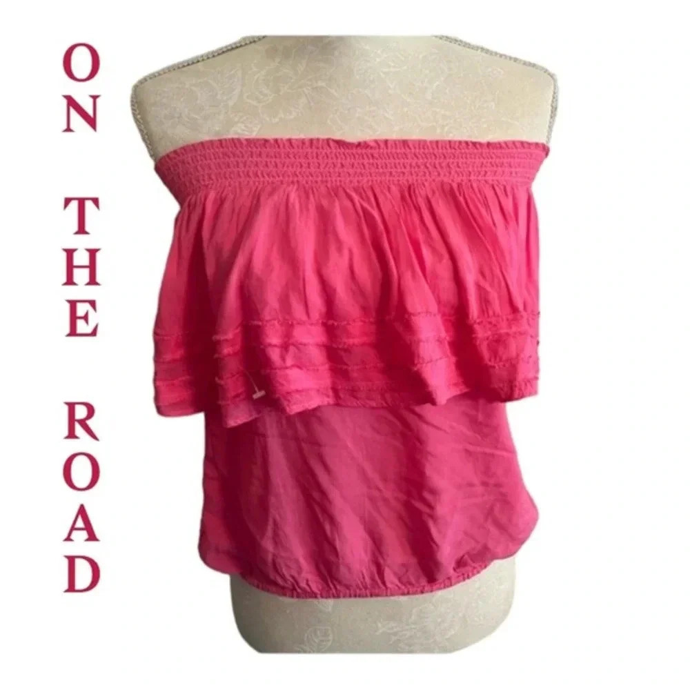 🌸On‎ The Road Pink Strapless Ruffle Top